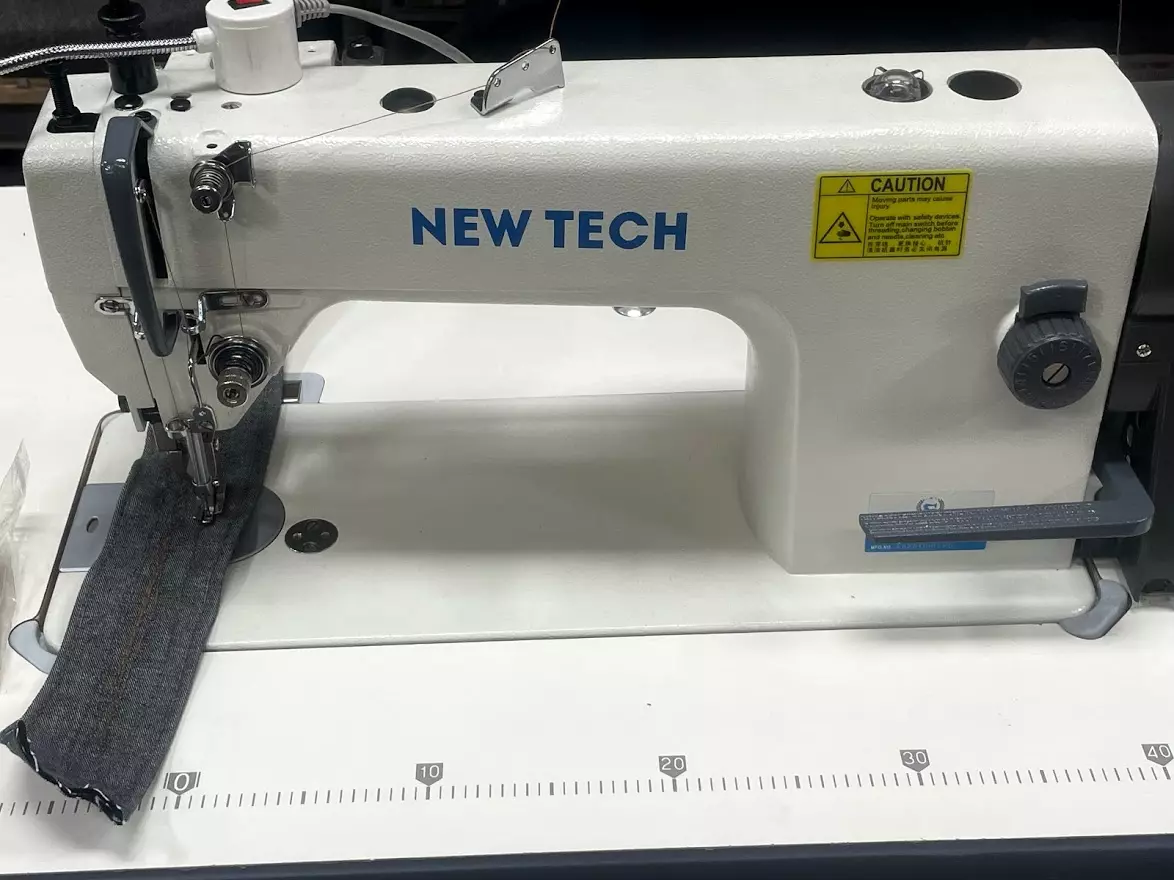 New-Tech GC-0303D Walking Foot Industrial Sewing Machine With Table And Built-in Direct Drive Servo Motor | GoldStar Tool 8 New-Tech GC-0303D Walking Foot Industrial Sewing Machine With Table And Built-in Direct Drive Servo Motor | GoldStar Tool - Image 6
