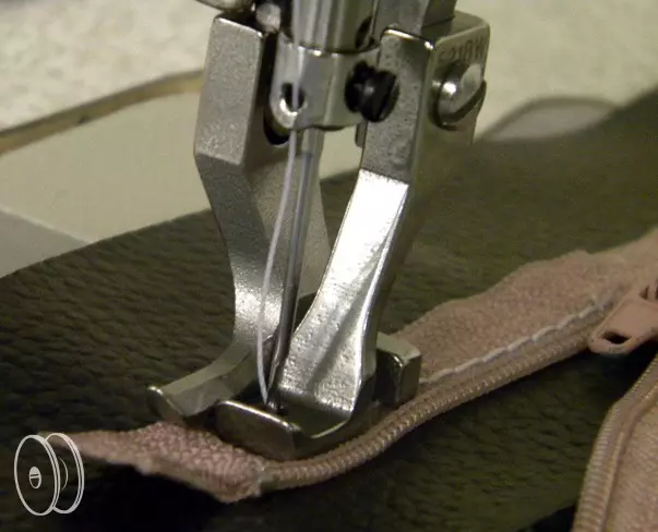 Zipper / Binding Walking Presser Foot Set #601-3, 521BW | GoldStar Tool 4 Zipper / Binding Walking Presser Foot Set #601-3, 521BW | GoldStar Tool - Image 2