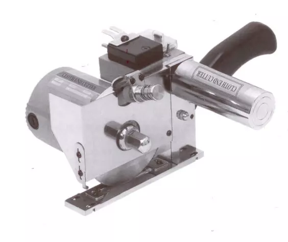 New-Tech End Cutter, Semi-Automatic Up To 96" | GoldStar Tool 3 New-Tech End Cutter, Semi-Automatic Up To 96" | GoldStar Tool