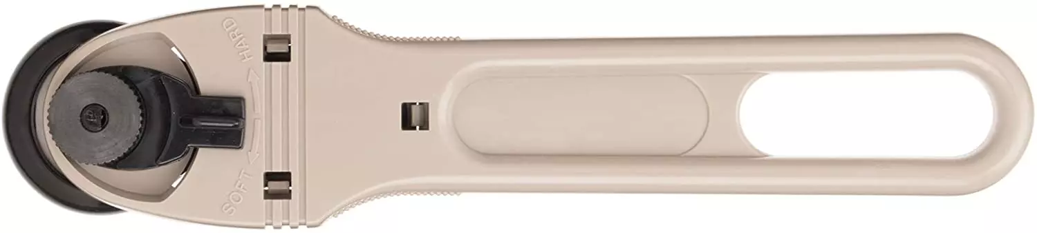 KAI Rotary Cutter - 28mm | GoldStar Tool 4 KAI Rotary Cutter - 28mm | GoldStar Tool - Image 2