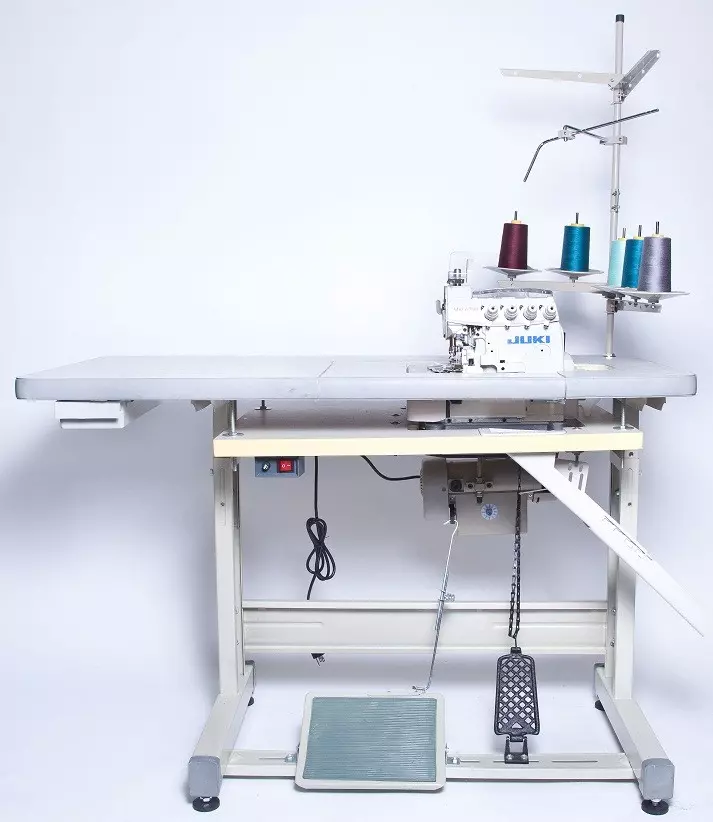 JUKI MO-6816S Industrial Serger With Table And Servo Motor | GoldStar Tool 3 JUKI MO-6816S Industrial Serger With Table And Servo Motor | GoldStar Tool