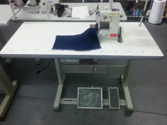 New-Tech GC-18E Over-Edge Sewing Machine | GoldStar Tool 6 New-Tech GC-18E Over-Edge Sewing Machine | GoldStar Tool - Image 4